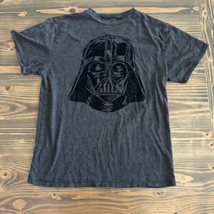 Star Wars Darth Vader Graphic Tee Men’s Medium Gray Black Sithcore